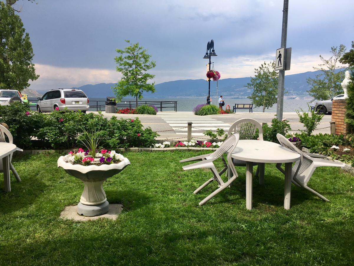 Black Sea Motel Пентиктън Екстериор снимка