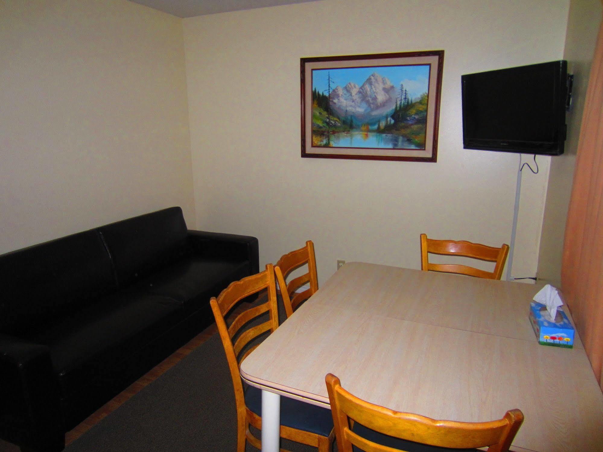 Black Sea Motel Пентиктън Екстериор снимка